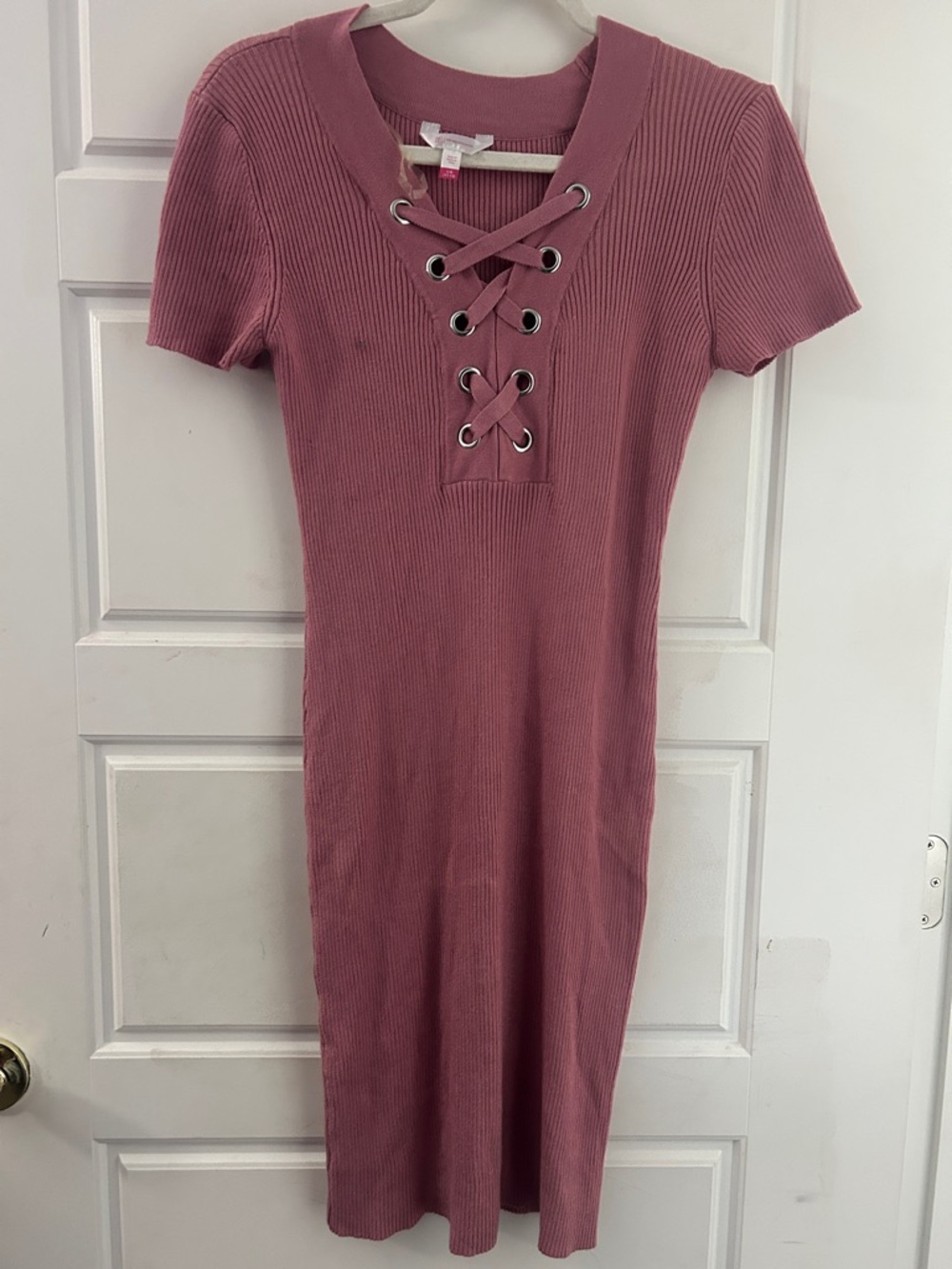 Ribbed Lace-Up Midi Dress in Dusty Rose